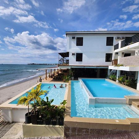 Miami Heat Beach Resort Morong  Bagian luar foto