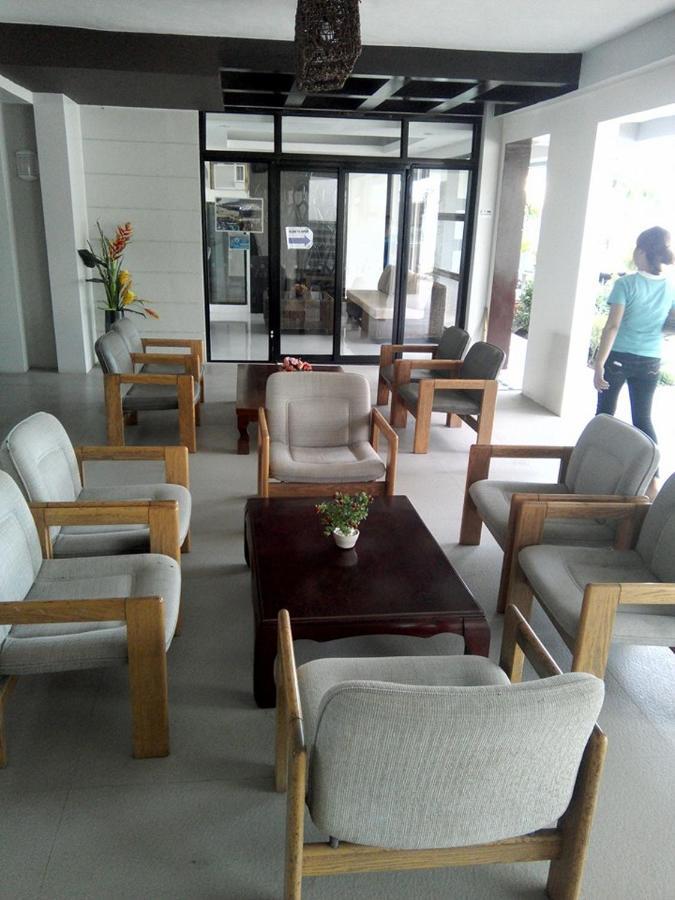 Miami Heat Beach Resort Morong  Bagian luar foto