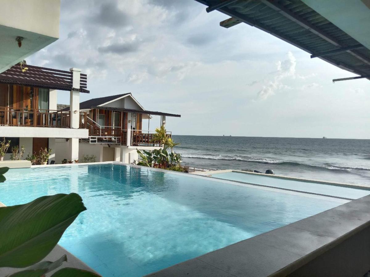 Miami Heat Beach Resort Morong  Bagian luar foto