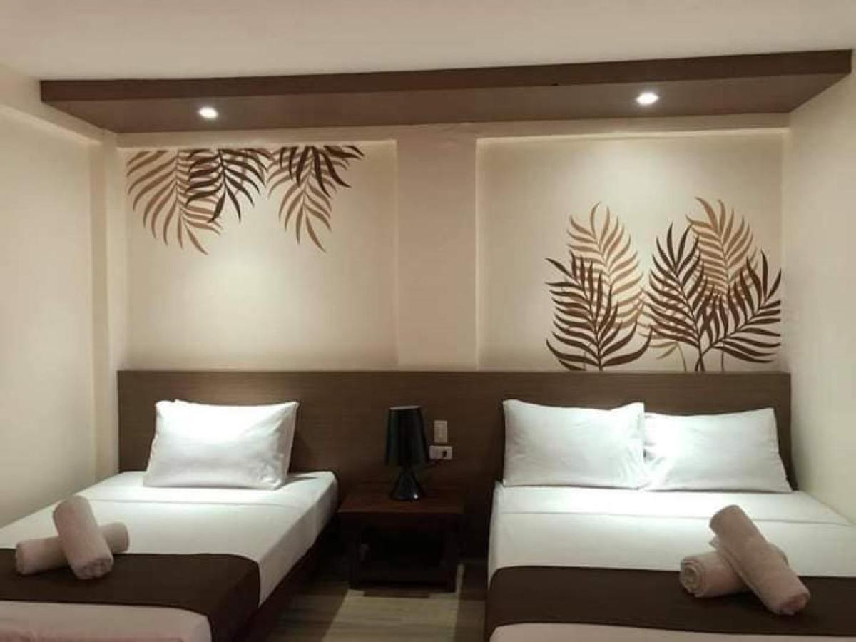 Miami Heat Beach Resort Morong  Bagian luar foto