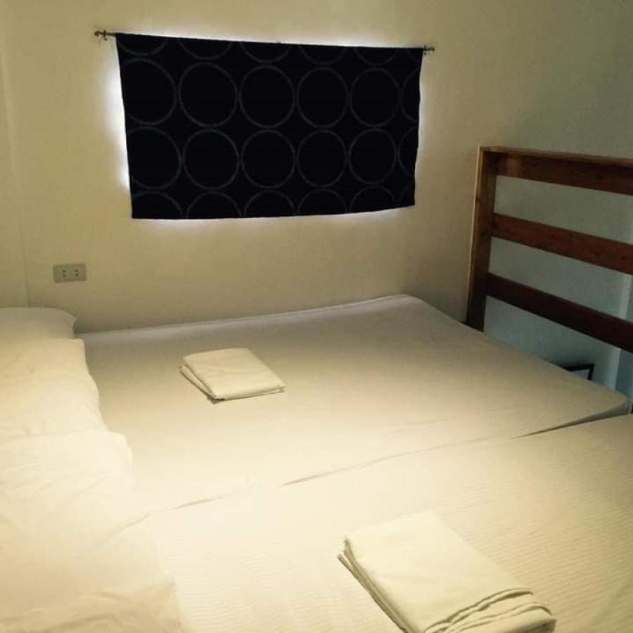 Miami Heat Beach Resort Morong  Bagian luar foto