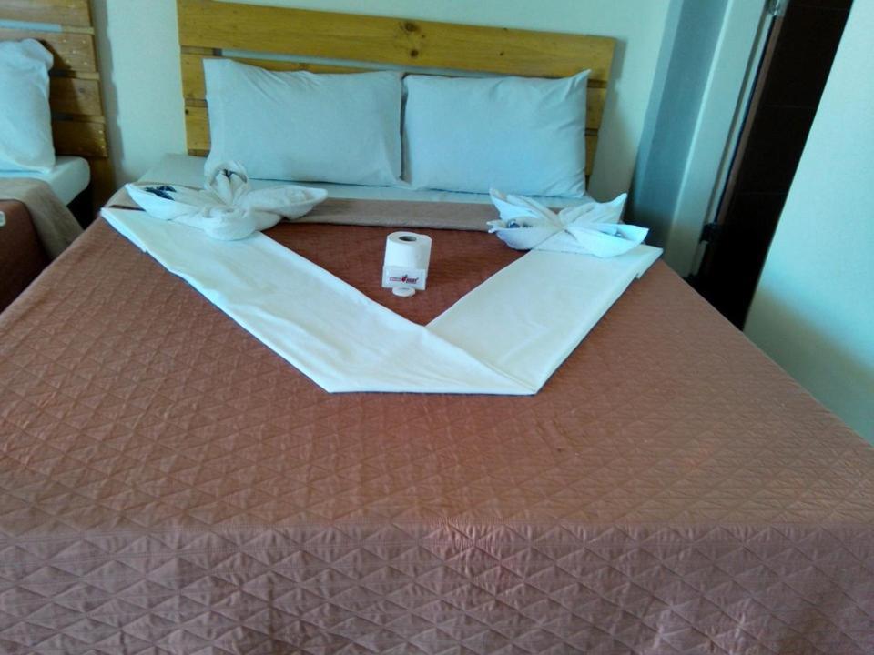 Miami Heat Beach Resort Morong  Bagian luar foto